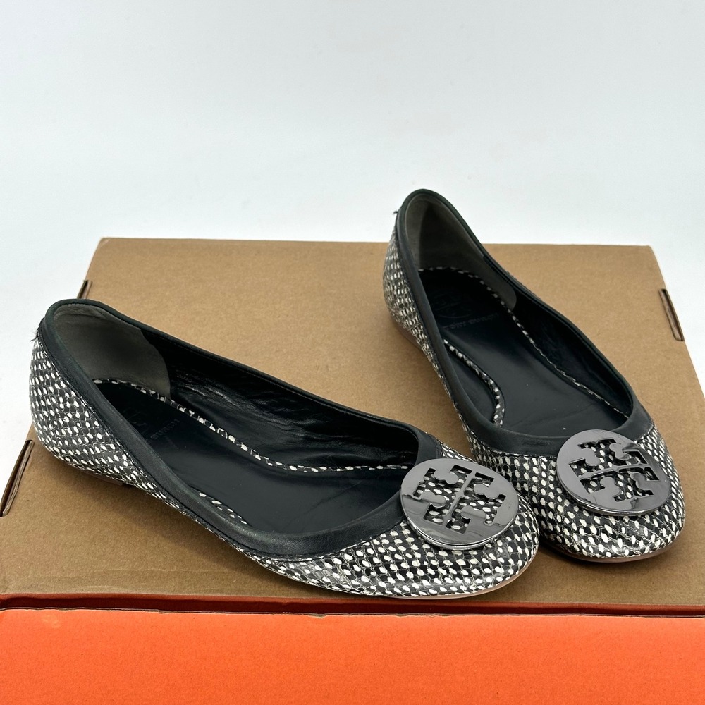 Tory Burch Black White Snakeskin Ballet Flat Logo Medallion 7 M